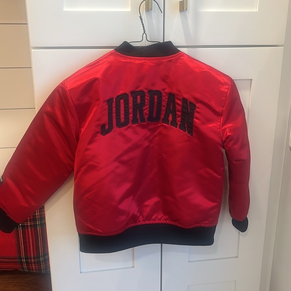 Kids Jordan light weight jacket - Picture 3 of 3